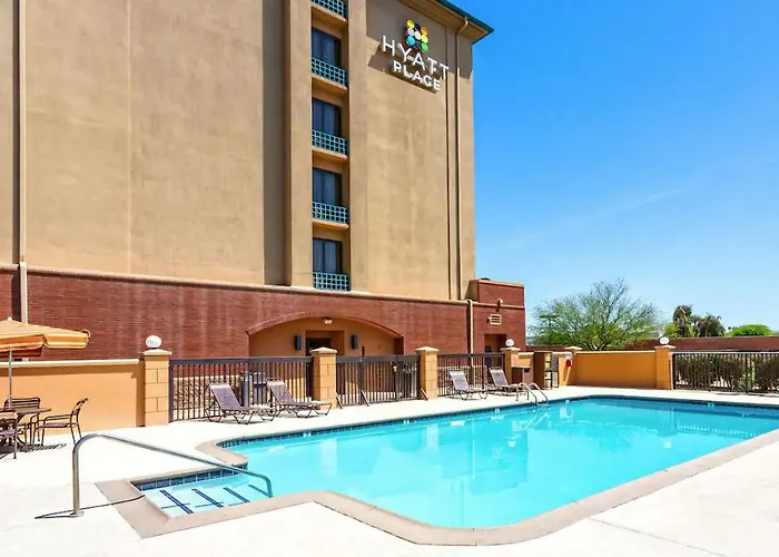 Hyatt Place Phoenix Airport Hotel 3*