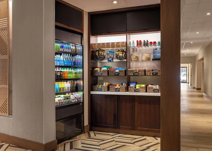 Hyatt Place Phoenix Airport Hotel 3*
