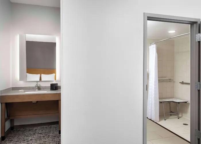 Hyatt Place Phoenix Airport Hotel